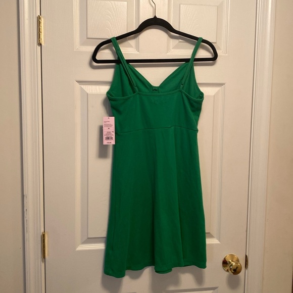 Brand New Wild Fable Green Spaghetti Strap Dress…size M - Picture 2 of 5